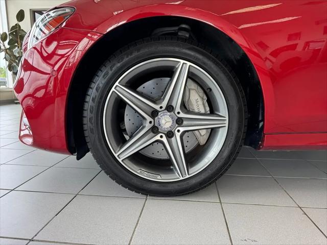 2017 Mercedes-Benz E-CLASS E 300 E 300