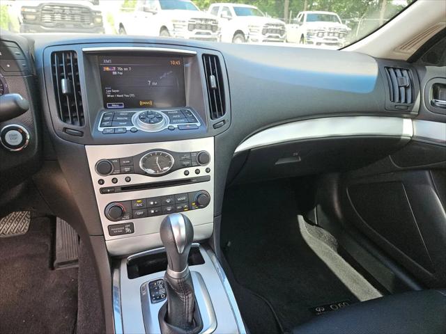 2014 INFINITI Q60 Standard