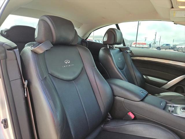 2014 INFINITI Q60 Standard
