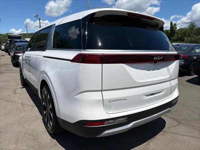 2024 Kia Carnival MPV EX