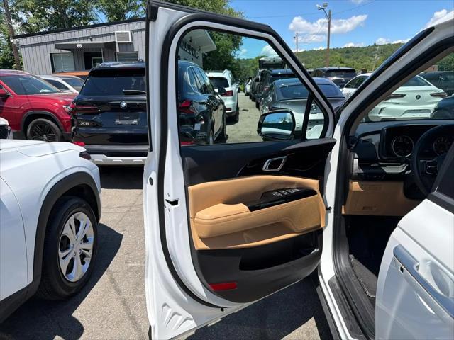 2024 Kia Carnival MPV EX