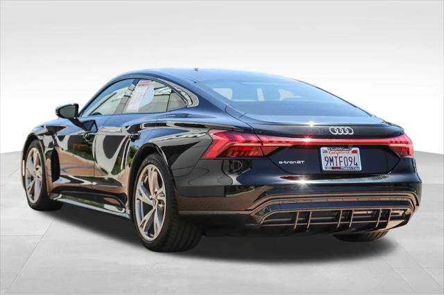 2024 Audi e-tron GT Premium Plus quattro