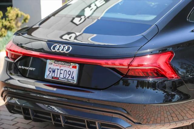 2024 Audi e-tron GT Premium Plus quattro