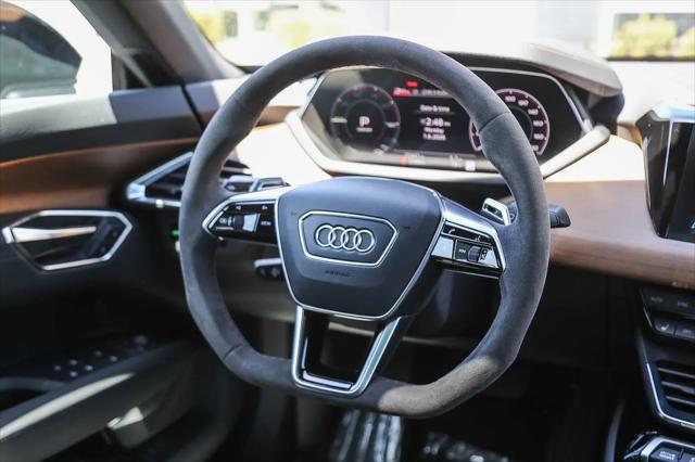 2024 Audi e-tron GT Premium Plus quattro