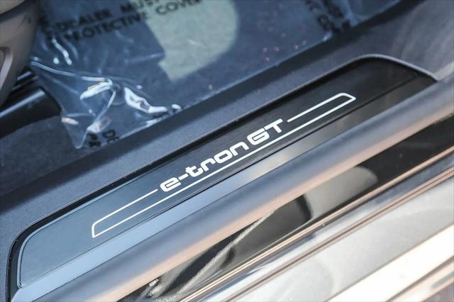 2024 Audi e-tron GT Premium Plus quattro