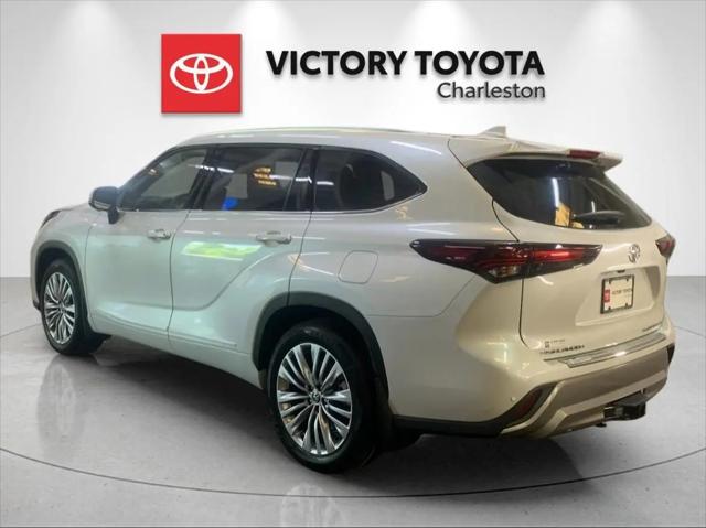 2026 Toyota Highlander Platinum