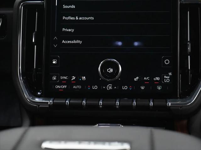 2025 GMC Yukon XL 4WD Denali