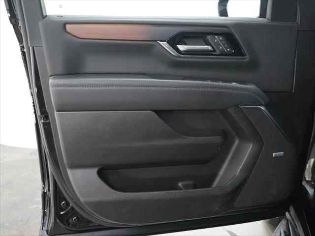 2025 GMC Yukon XL 4WD Denali
