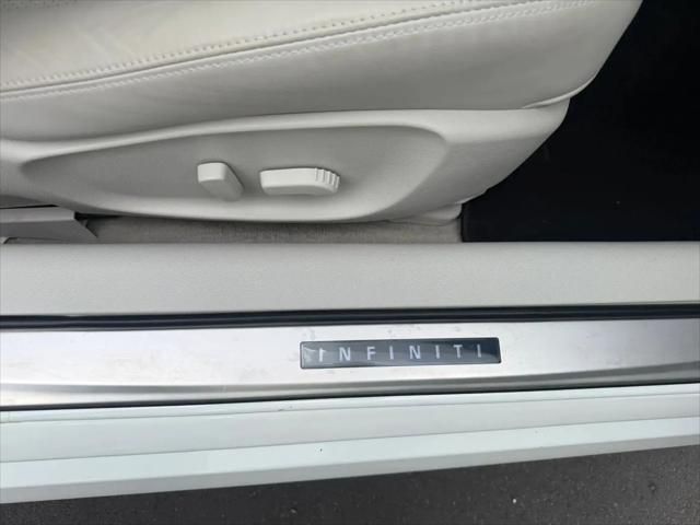 2014 INFINITI Q60 Standard