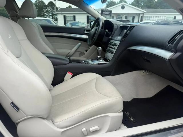 2014 INFINITI Q60 Standard