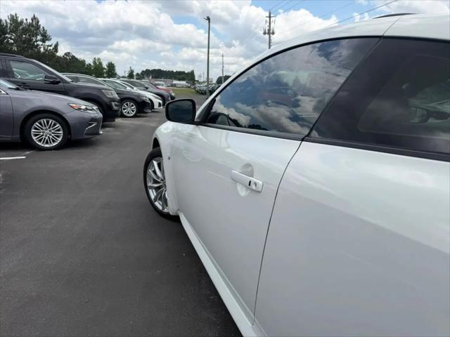 2014 INFINITI Q60 Standard