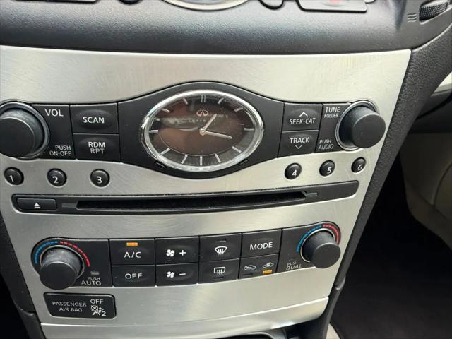 2014 INFINITI Q60 Standard