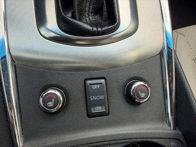 2014 INFINITI Q60 Standard