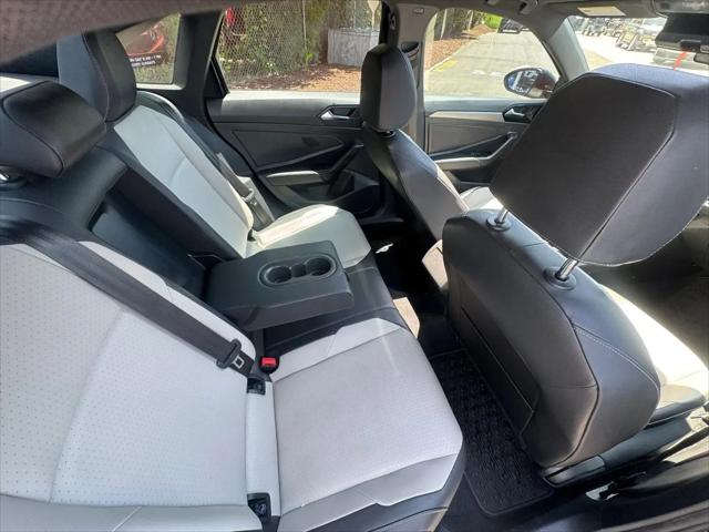 2019 Volkswagen Jetta 1.4T R-Line