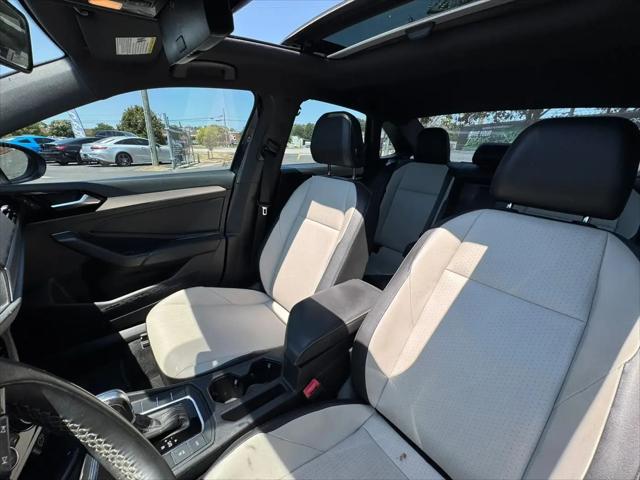 2019 Volkswagen Jetta 1.4T R-Line