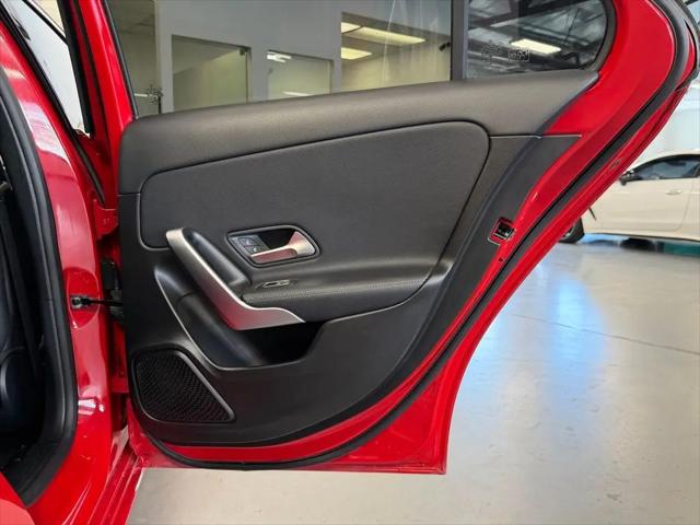 2019 Mercedes-Benz A 220 4MATIC