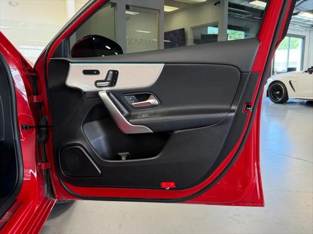 2019 Mercedes-Benz A 220 4MATIC
