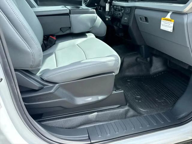 2024 Ford F-550 XL