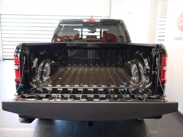 2025 Ram 1500 Tradesman Crew Cab 4x4 5'7" Box