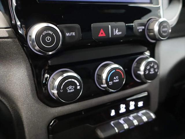 2025 Ram 1500 Tradesman Crew Cab 4x4 5'7" Box