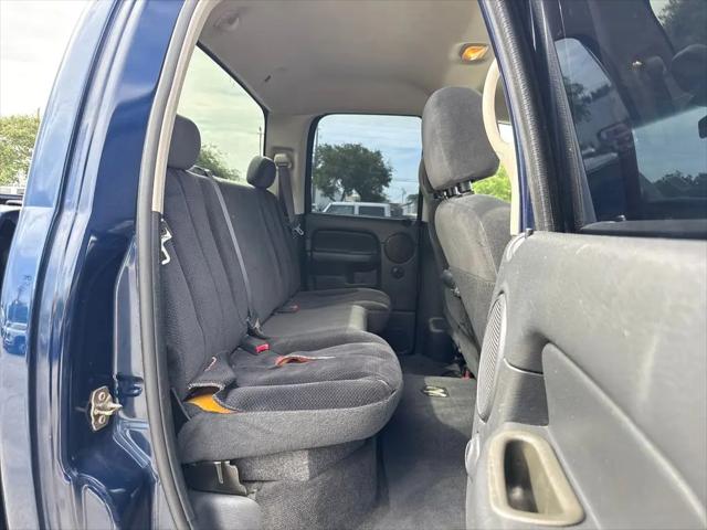 2004 Dodge Ram 1500 SLT/Laramie