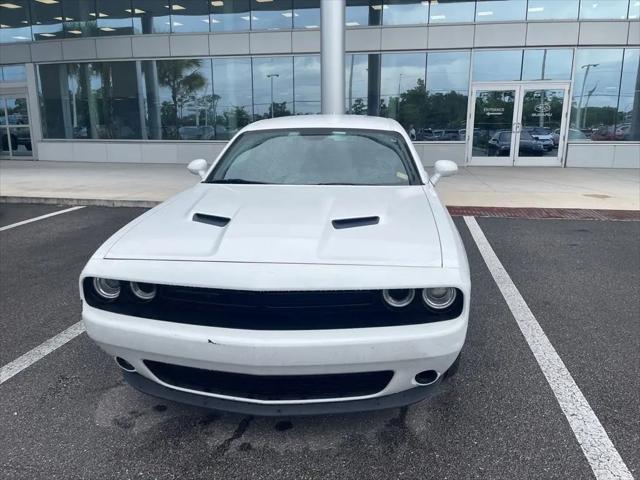 2017 Dodge Challenger SXT Plus