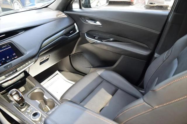 2021 Cadillac XT4 AWD Sport