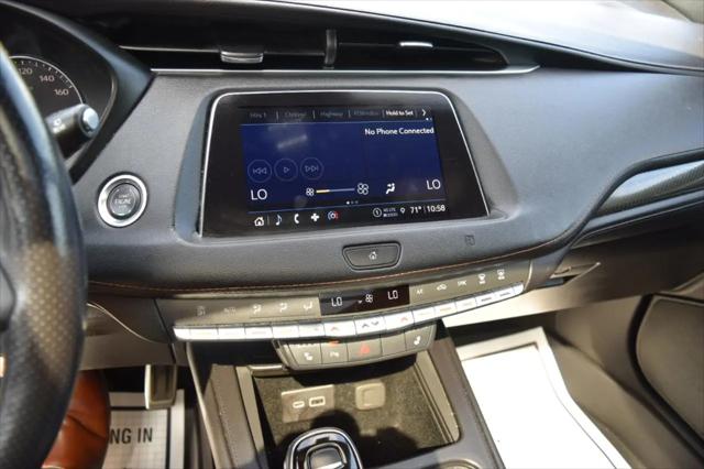 2021 Cadillac XT4 AWD Sport