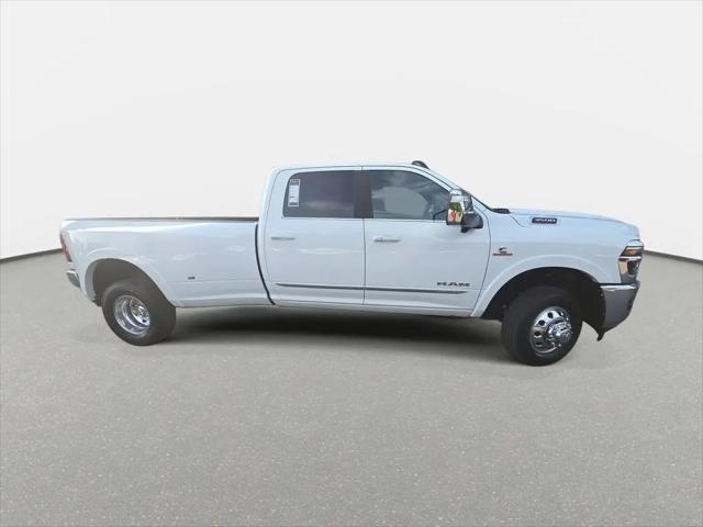 2026 Ram 3500 Limited Crew Cab 4x4 8 Box