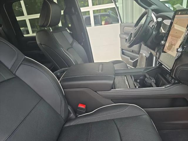 2026 Ram 3500 Limited Crew Cab 4x4 8 Box