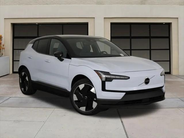2026 Volvo EX30 Plus Twin Motor Performance, Fully electric