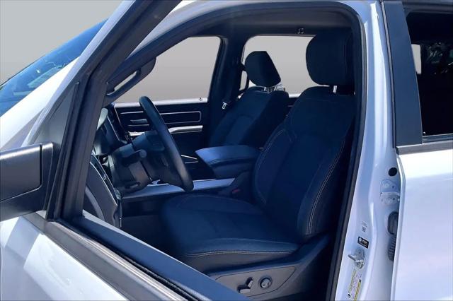 2023 Ram 1500 Big Horn Crew Cab 4x4 5'7" Box