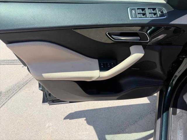 2017 Jaguar F-PACE 35t Premium