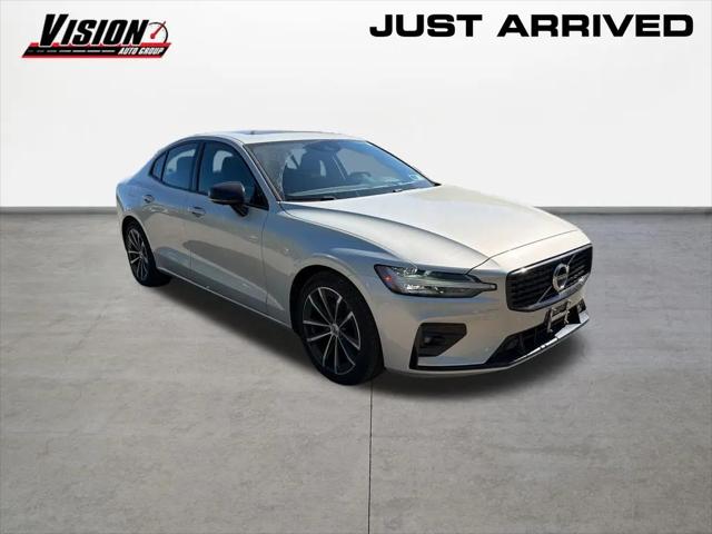 2021 Volvo S60 Momentum
