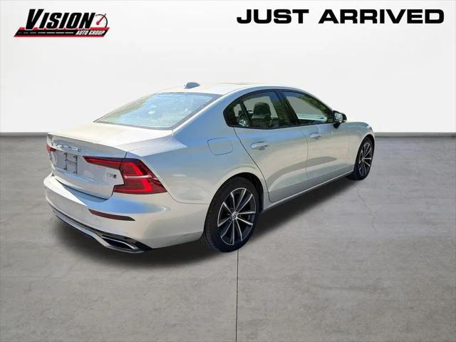 2021 Volvo S60 Momentum