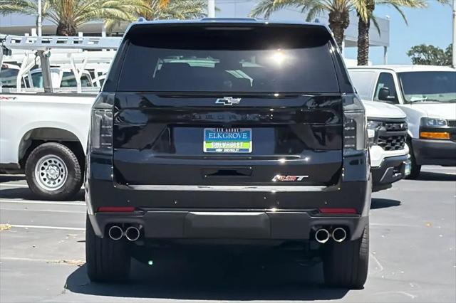 2026 Chevrolet Suburban RST, 4WD