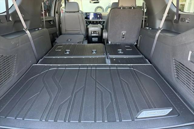 2026 Chevrolet Suburban RST, 4WD