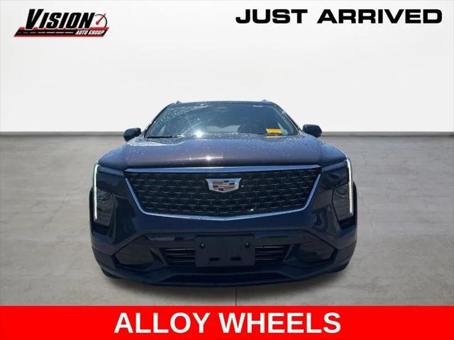 2024 Cadillac XT4 AWD Premium Luxury