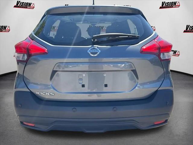 2020 Nissan Kicks S Xtronic CVT