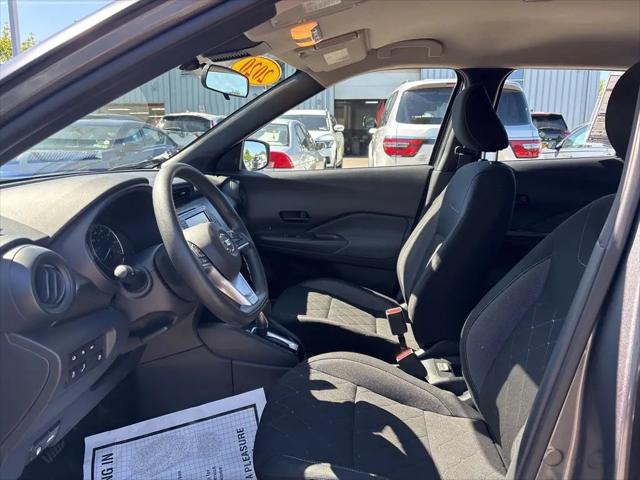 2020 Nissan Kicks S Xtronic CVT