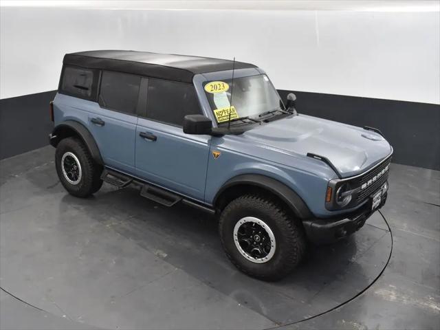 2023 Ford Bronco Base