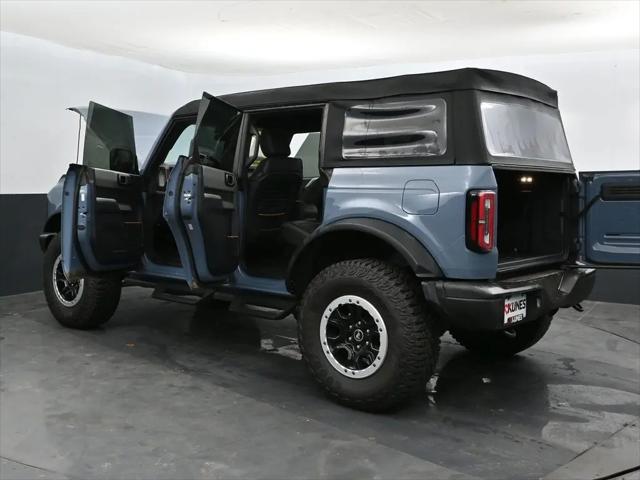 2023 Ford Bronco Base