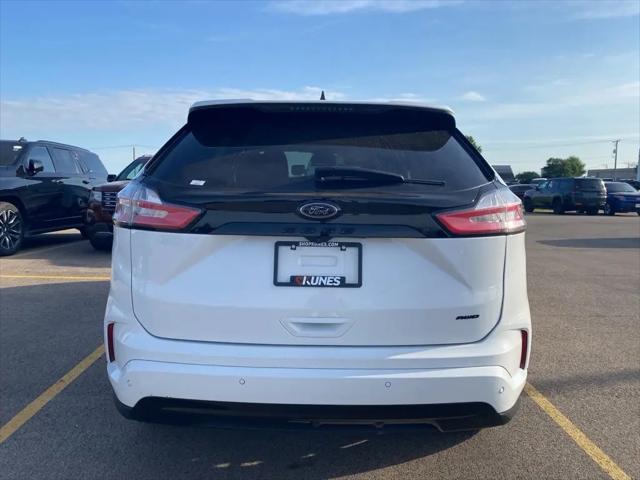 2022 Ford Edge SE