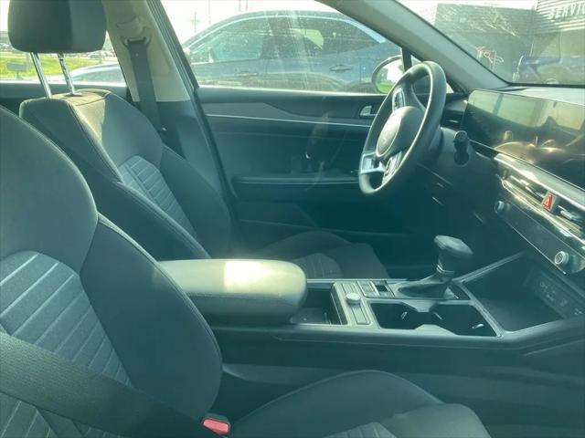 2025 Kia K5 LXS