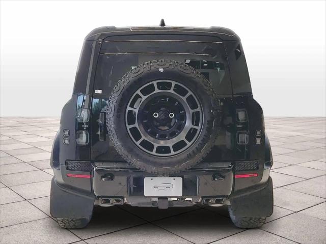 2026 Land Rover Defender P635 OCTA