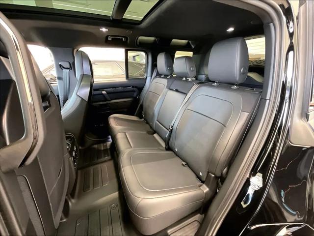 2026 Land Rover Defender P635 OCTA