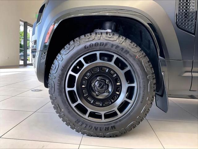 2026 Land Rover Defender P635 OCTA