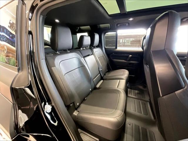 2026 Land Rover Defender P635 OCTA