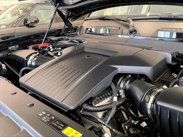 2026 Land Rover Defender P635 OCTA
