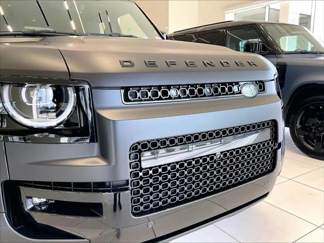 2026 Land Rover Defender P635 OCTA